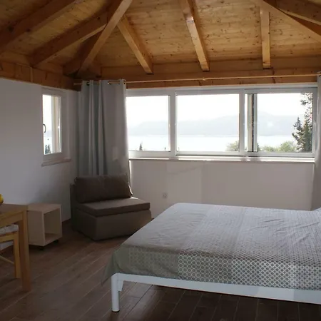 Three Oranges * Trsjteno