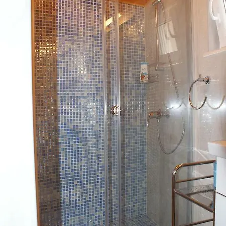 Three Oranges Trsjteno