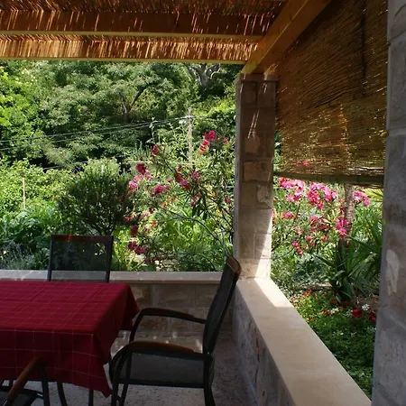 Three Oranges * Trsteno